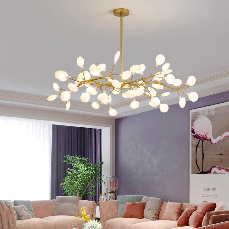 Luxuriöser LED-Kronleuchter mit Goldenen Lichtarmen