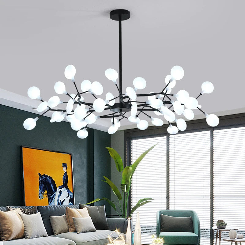 Luxuriöser LED-Kronleuchter mit Goldenen Lichtarmen