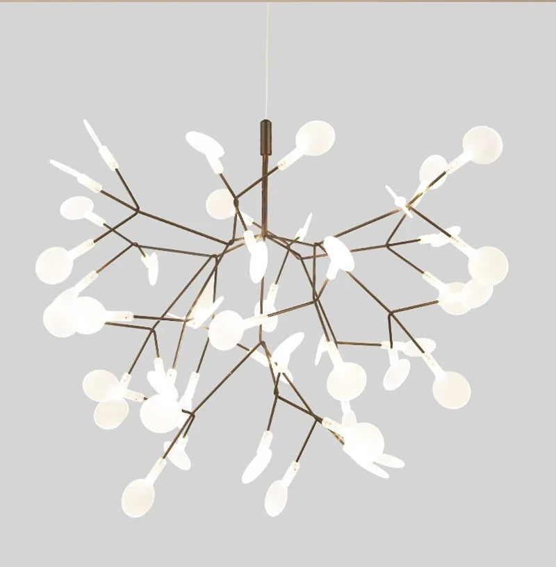 Luxuriöser Glühwürmchen-Kronleuchter mit Astdesign