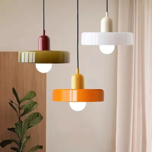 Bauhaus Pendelleuchte aus Mundgeblasenem Glas