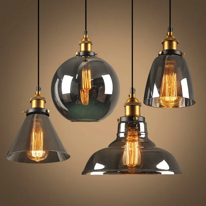 Nordische Glas-Pendelleuchte im Industrial-Vintage-Stil