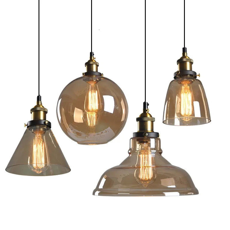 Nordische Glas-Pendelleuchte im Industrial-Vintage-Stil