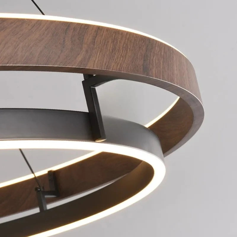 Italienische Designer-Pendelleuchte aus Walnuss und Metall