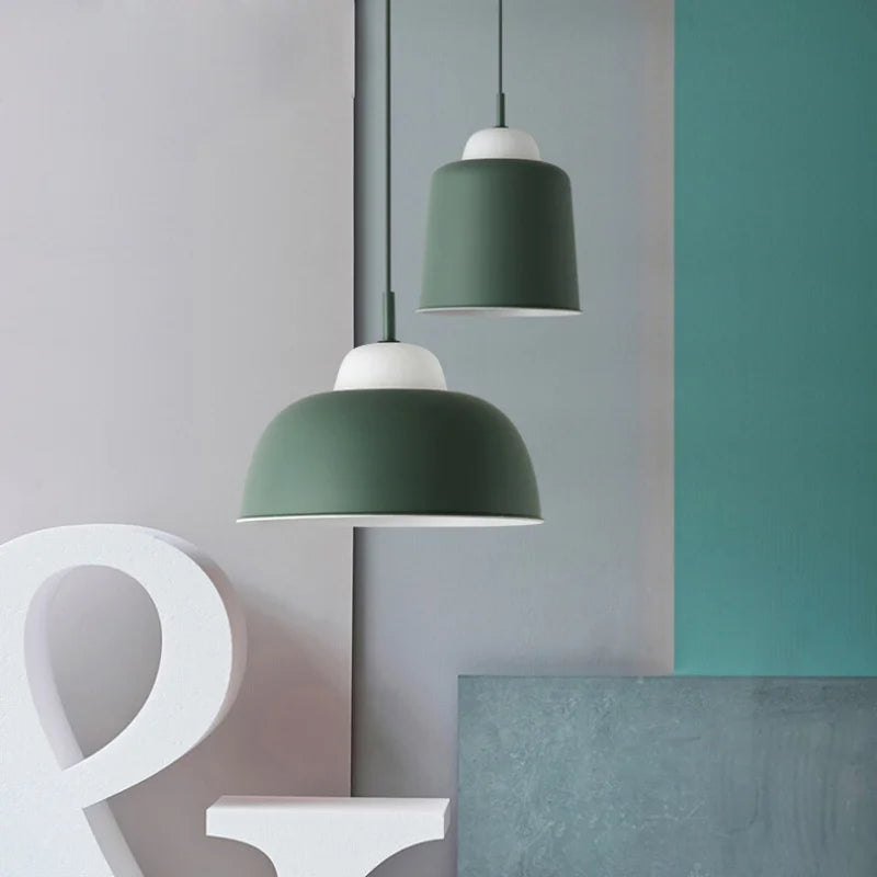 Moderne Farbige Pendelleuchte aus Aluminium