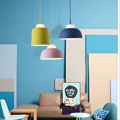 Moderne Farbige Pendelleuchte aus Aluminium